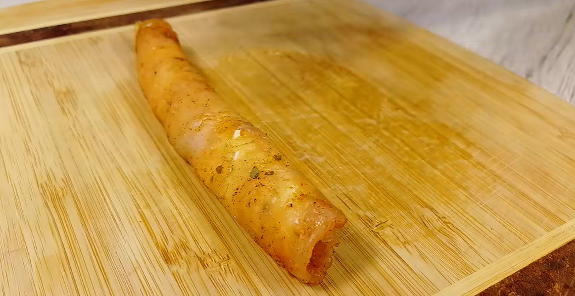 Пошаговый рецепт куриных рулетиков - шаг 8