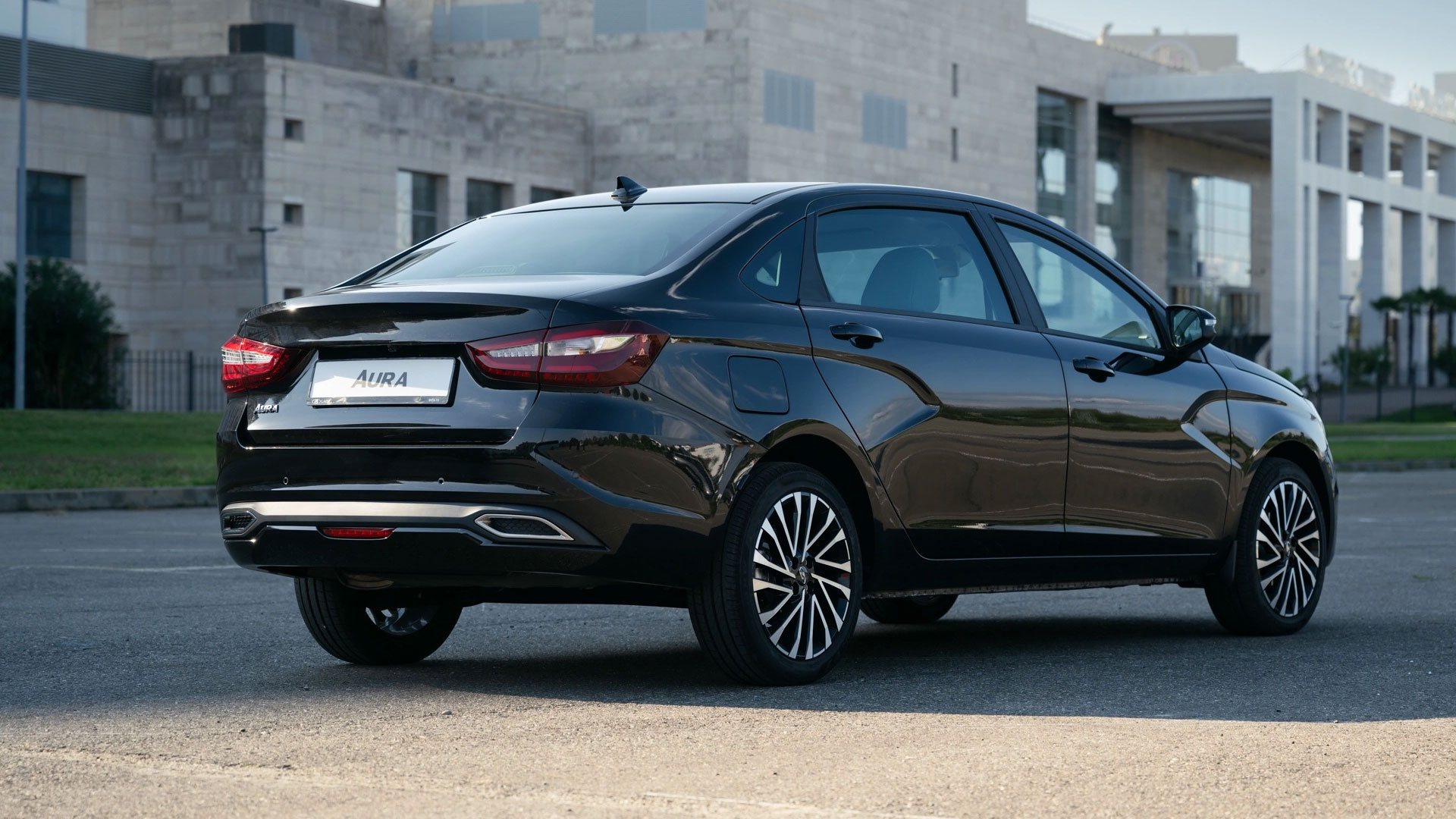 LADA Aura 2026-2027 характеристики